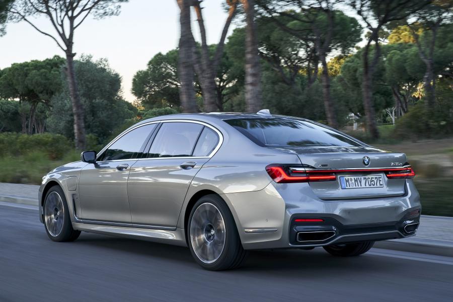  BMW 745Le xDrive M Sport (G12) 2019 года  (WW) (фото 33 из 103)